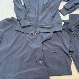 Cherokee scrubs size medium